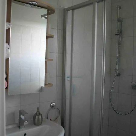 Übernachtung bei Michael - Ferienwohnung Rostock Exterior foto
